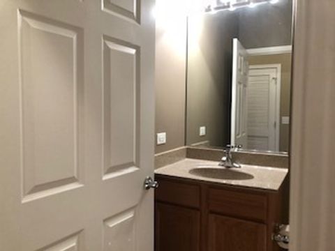 Tiny photo for 343 E 25TH Place #18C, Chicago, IL 60616 (MLS # 12490367)