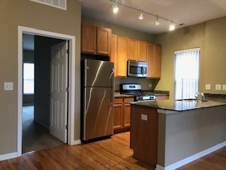 343 E 25TH Place 18C