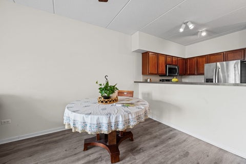 Tiny photo for 405 S Creekside Drive #404, Palatine, IL 60074 (MLS # 12679576)