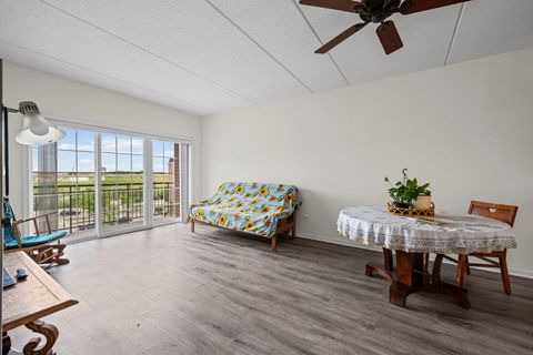 Tiny photo for 405 S Creekside Drive #404, Palatine, IL 60074 (MLS # 12679576)
