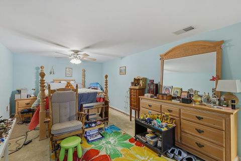 Tiny photo for 605 GLORIA Street, Lockport, IL 60441 (MLS # 12503668)