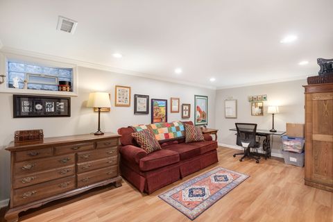 Tiny photo for 933 Wheaton Oaks Drive, Wheaton, IL 60187 (MLS # 12600429)