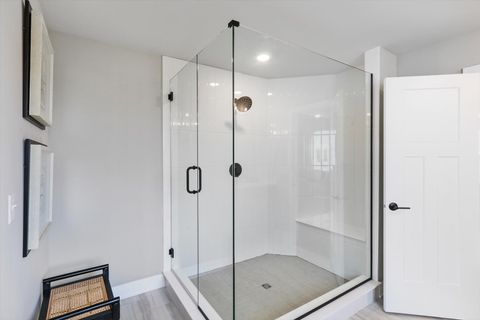 Tiny photo for 30 Tournament Drive, Hawthorn Woods, IL 60047 (MLS # 12474602)