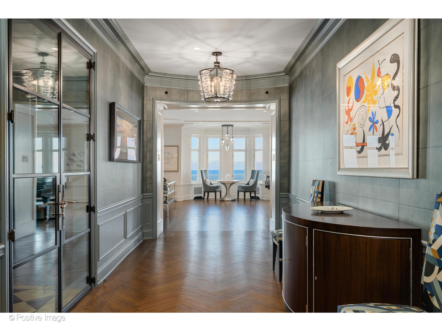 1430 N Lake Shore Drive 18