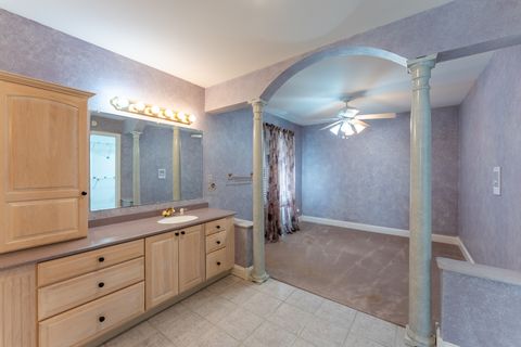 Tiny photo for 810 New Day Way, Marion, IL 62959 (MLS # 12588716)