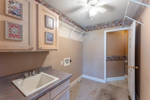 Tiny photo for 810 New Day Way, Marion, IL 62959 (MLS # 12588716)