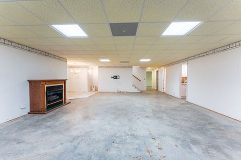 Tiny photo for 810 New Day Way, Marion, IL 62959 (MLS # 12588716)