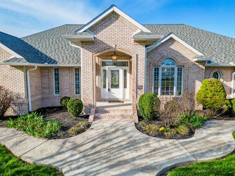 Tiny photo for 810 New Day Way, Marion, IL 62959 (MLS # 12588716)