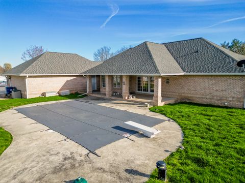 Tiny photo for 810 New Day Way, Marion, IL 62959 (MLS # 12588716)