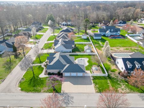 Tiny photo for 810 New Day Way, Marion, IL 62959 (MLS # 12588716)