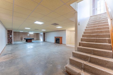 Tiny photo for 810 New Day Way, Marion, IL 62959 (MLS # 12588716)