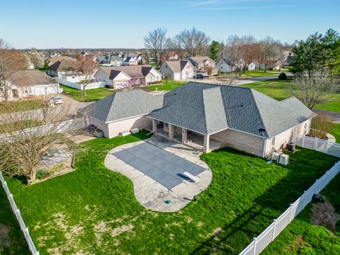 Tiny photo for 810 New Day Way, Marion, IL 62959 (MLS # 12588716)