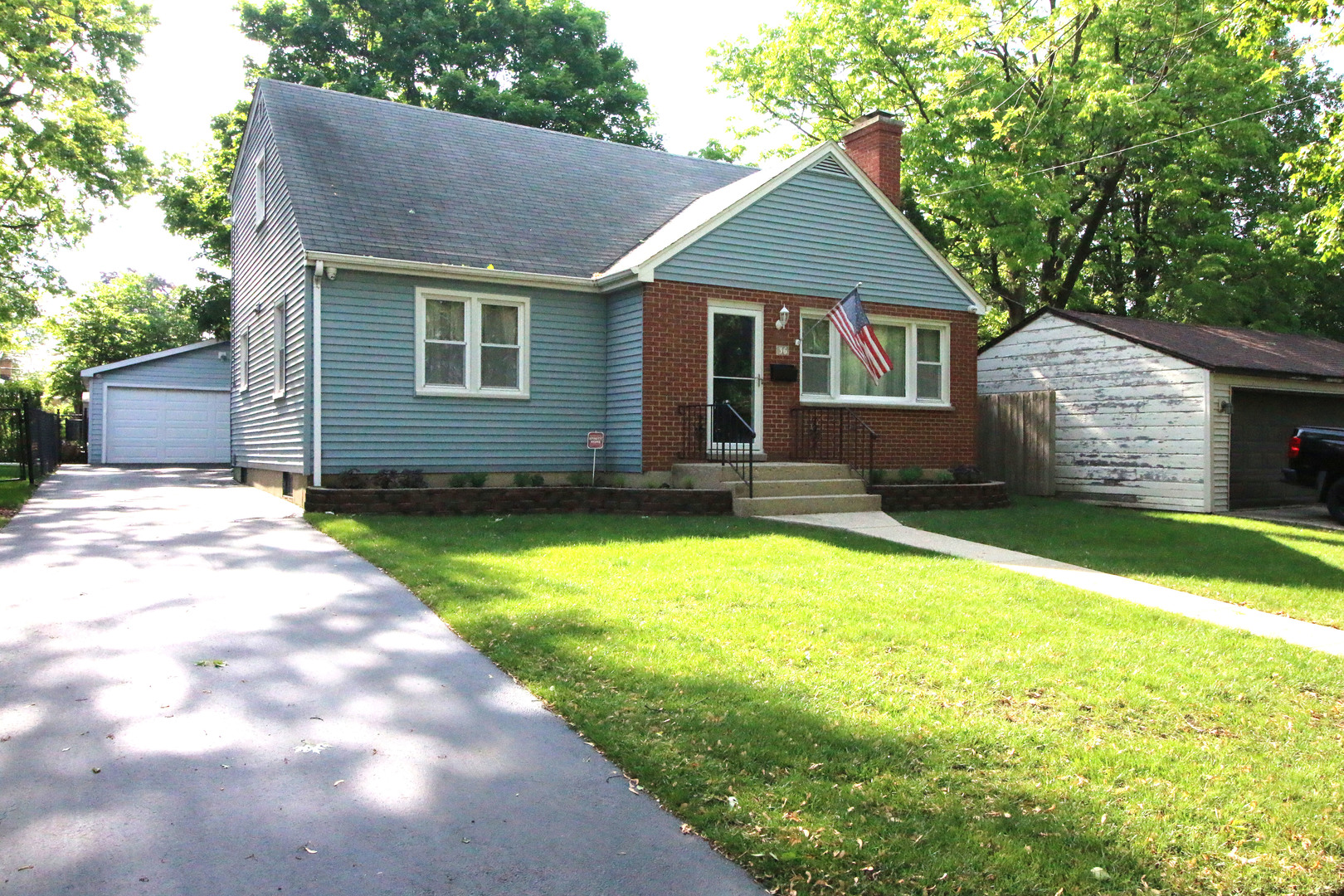 36 N Martin Avenue