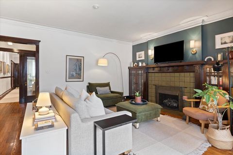 Tiny photo for 4176 N Clarendon Avenue #1N, Chicago, IL 60613 (MLS # 12595777)