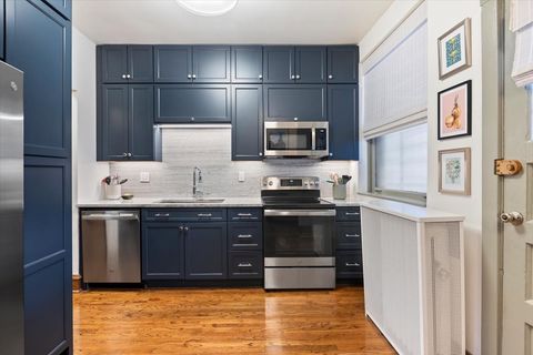 Tiny photo for 4176 N Clarendon Avenue #1N, Chicago, IL 60613 (MLS # 12595777)