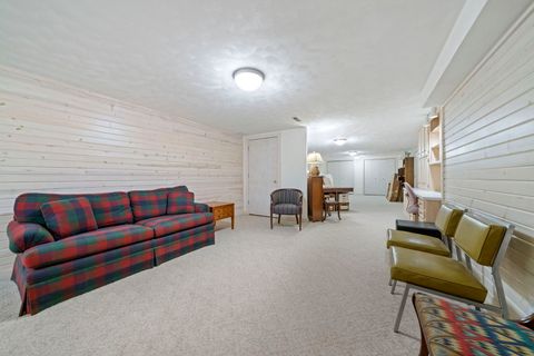 Tiny photo for 6641 Thomas Parkway, Rockford, IL 61114 (MLS # 12512237)