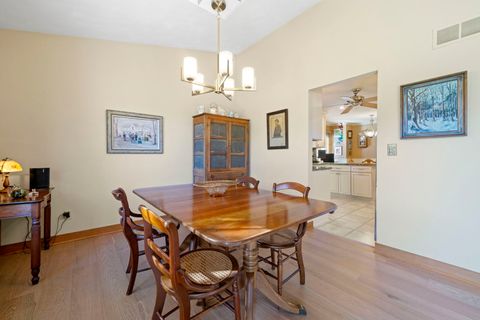 Tiny photo for 6641 Thomas Parkway, Rockford, IL 61114 (MLS # 12512237)