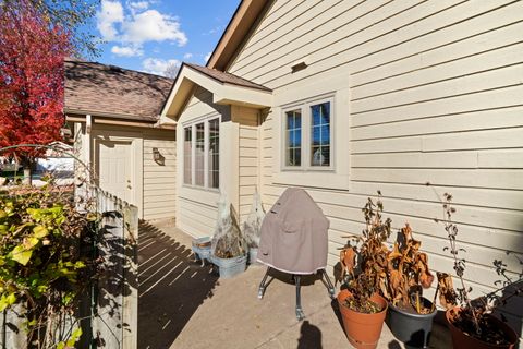 Tiny photo for 6641 Thomas Parkway, Rockford, IL 61114 (MLS # 12512237)