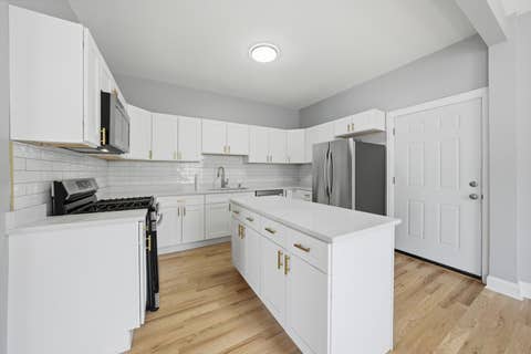 Tiny photo for 6833 S Aberdeen Street, Chicago, IL 60621 (MLS # 12662566)