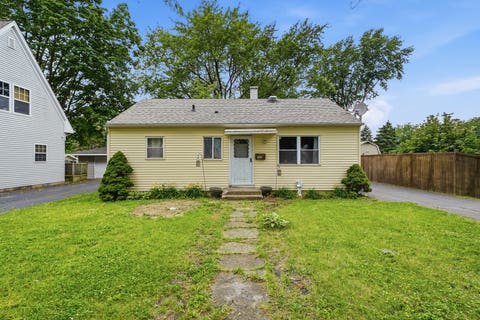 Photo of 225 Park Drive, Joliet, IL 60436 (MLS # 12670821)