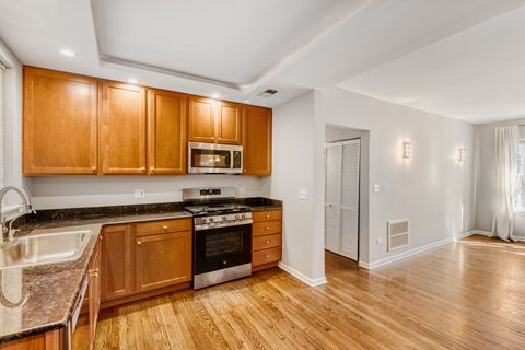 Tiny photo for 2033 W Fargo Avenue #2, Chicago, IL 60645 (MLS # 12600887)