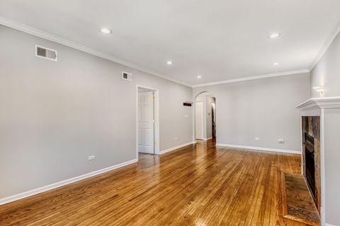 Tiny photo for 2033 W Fargo Avenue #2, Chicago, IL 60645 (MLS # 12600887)