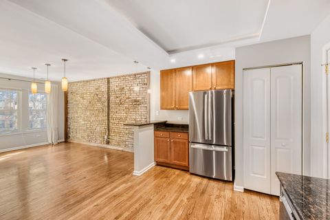 Tiny photo for 2033 W Fargo Avenue #2, Chicago, IL 60645 (MLS # 12600887)