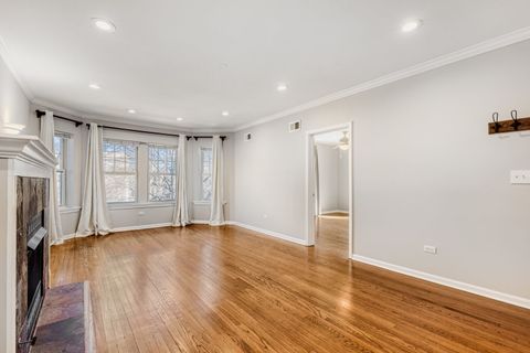 Tiny photo for 2033 W Fargo Avenue #2, Chicago, IL 60645 (MLS # 12600887)