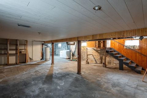 Tiny photo for 2334 5th Street, Moline, IL 61265 (MLS # 100000200)