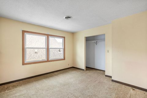 Tiny photo for 2334 5th Street, Moline, IL 61265 (MLS # 100000200)