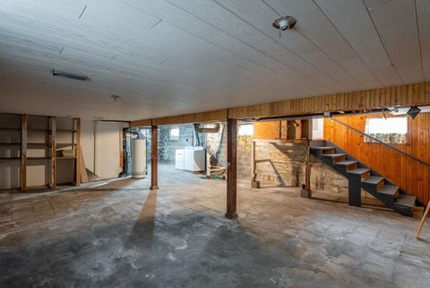 Tiny photo for 2334 5th Street, Moline, IL 61265 (MLS # 100000200)