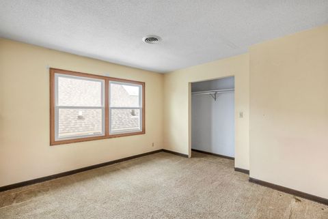 Tiny photo for 2334 5th Street, Moline, IL 61265 (MLS # 100000200)