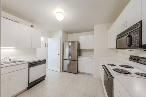 Tiny photo for 401 E ONTARIO Street #4006, Chicago, IL 60611 (MLS # 12487589)