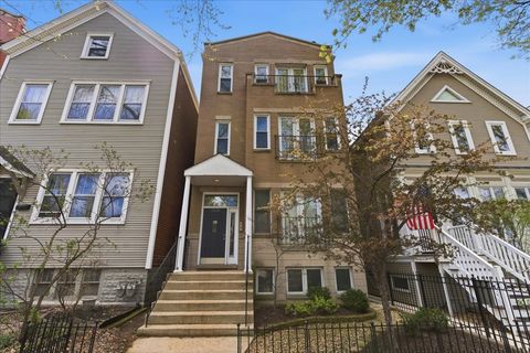 1535 W Oakdale Avenue 2 Chicago IL 60657