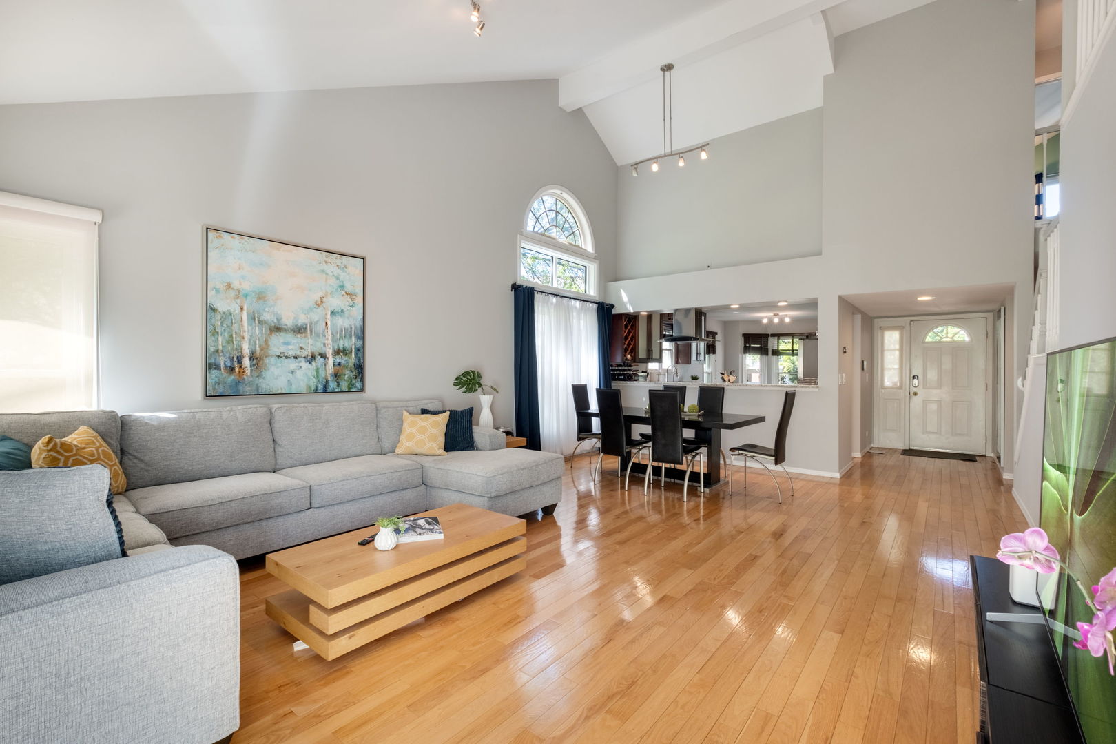 1307 Glengary Court