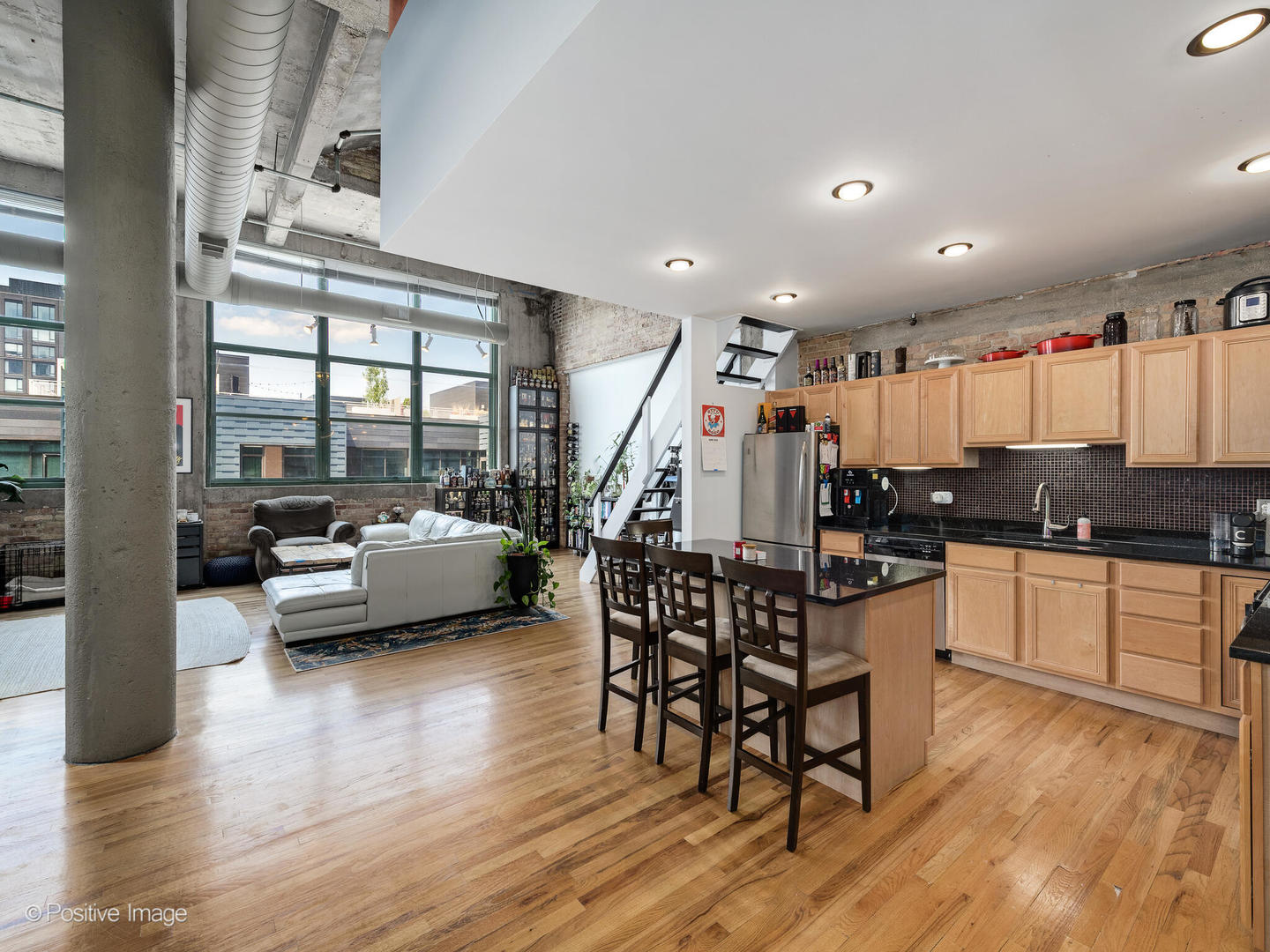 1017 W WASHINGTON Boulevard 6F