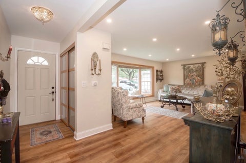 Tiny photo for 1909 E Maya Lane, Mount Prospect, IL 60056 (MLS # 12681123)