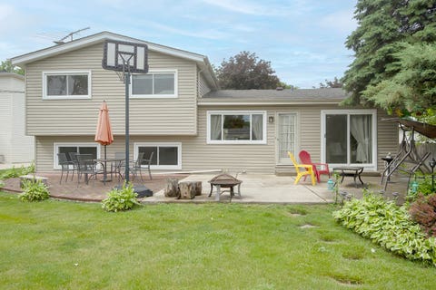 Tiny photo for 1909 E Maya Lane, Mount Prospect, IL 60056 (MLS # 12681123)