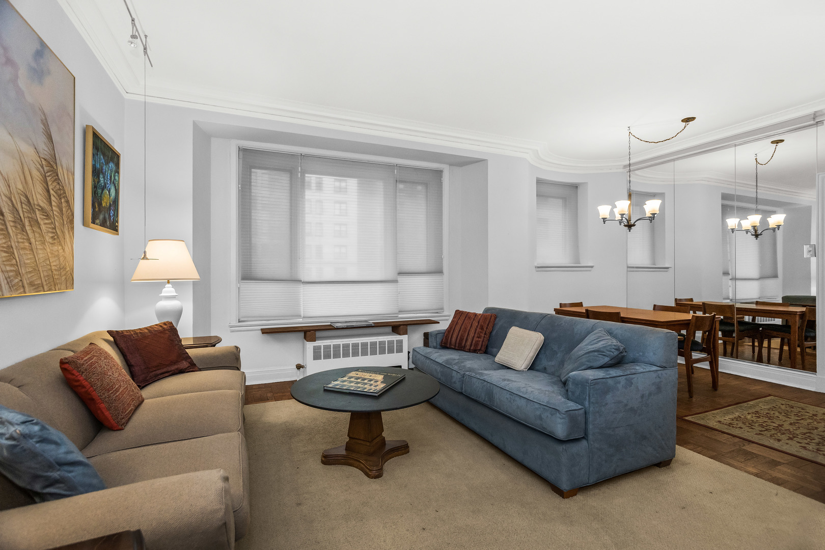 222 E Chestnut Street 3D