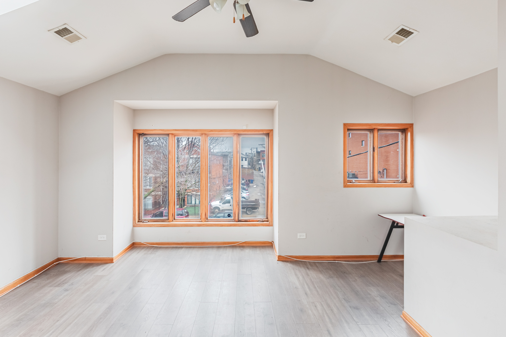 2413 W Taylor Street 3