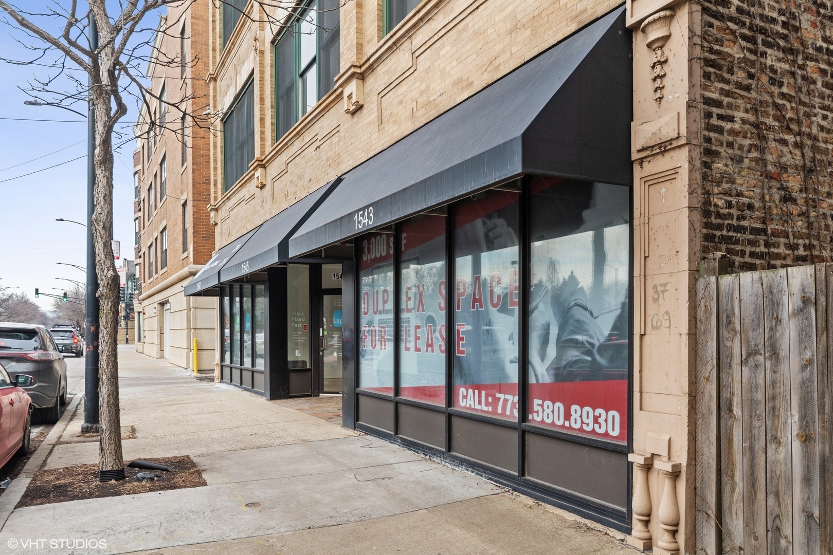 1543 N Larrabee Street