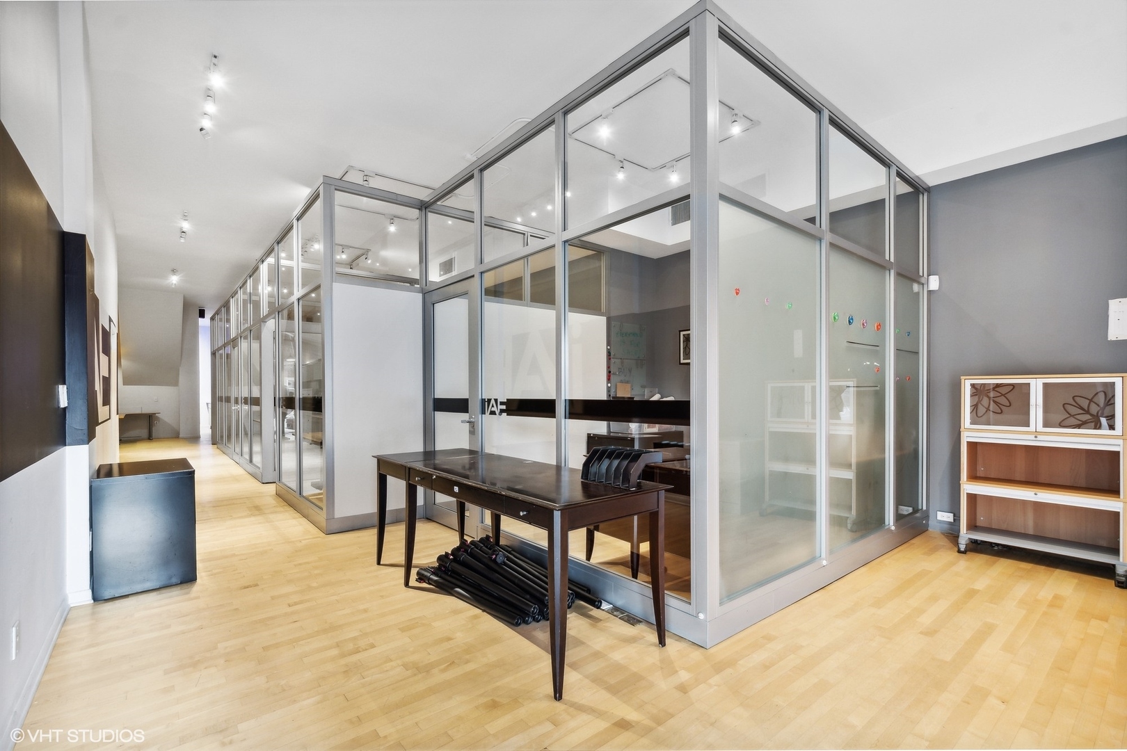 1543 N Larrabee Street