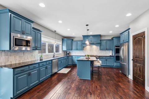 Tiny photo for 10835 Scarlet Drive, Orland Park, IL 60467 (MLS # 12609748)