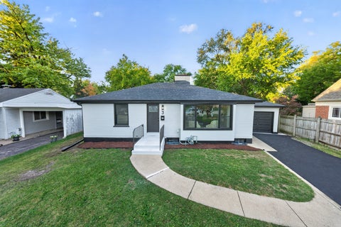 Tiny photo for 3 Park Road Court, Lombard, IL 60148 (MLS # 12790772)