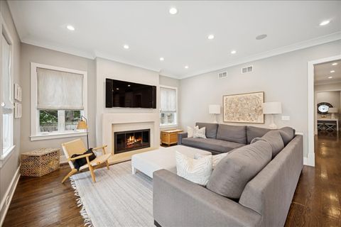 Tiny photo for 1004 Oak Street, Winnetka, IL 60093 (MLS # 12499553)