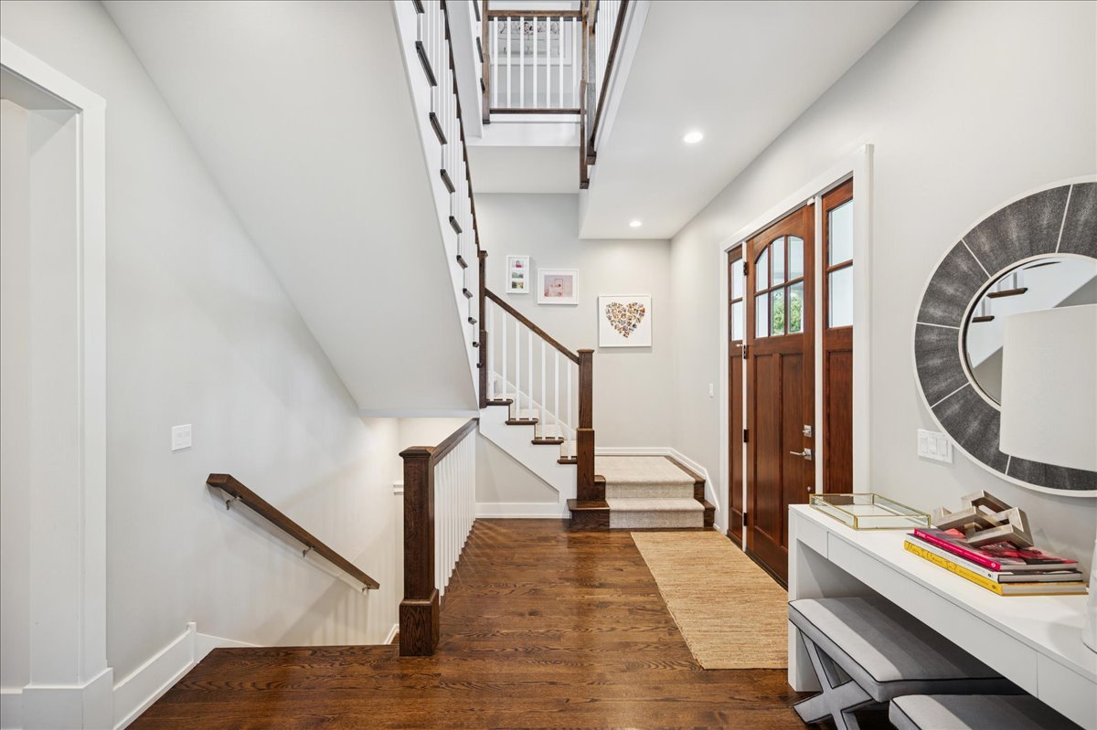 1004 Oak Street