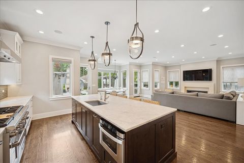 Tiny photo for 1004 Oak Street, Winnetka, IL 60093 (MLS # 12499553)