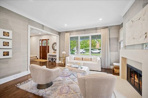 Tiny photo for 1004 Oak Street, Winnetka, IL 60093 (MLS # 12499553)