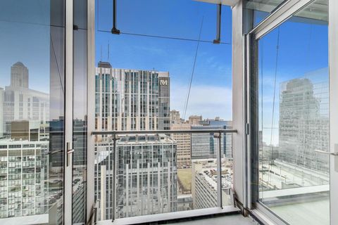 Tiny photo for 600 N FAIRBANKS Court #2803, Chicago, IL 60611 (MLS # 12604543)