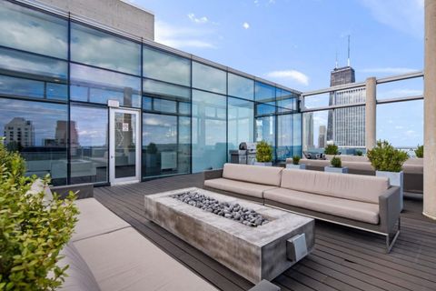 Tiny photo for 600 N FAIRBANKS Court #2803, Chicago, IL 60611 (MLS # 12604543)